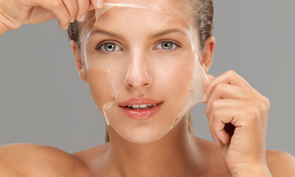 Dermabrasion Mécanique (Procédures de peeling du visage)